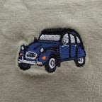 Ricamo Citroën 2CV blu navy, primo piano
